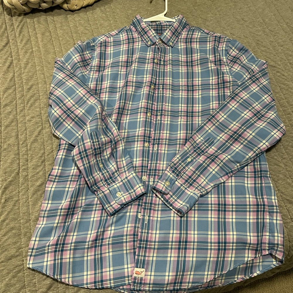 Vineyard Vines Men’s Button Up - Size L